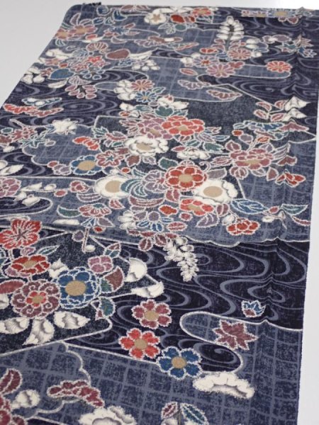 Photo3: 1i02z60  Japanese Kimono Silk  FABRIC Flowers Dark navy 39.8x14.6 (3)
