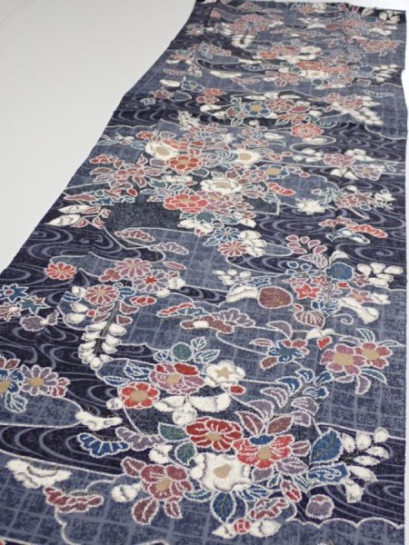 Photo3: 1i06z90  Japanese Kimono Silk  FABRIC Flowers Dark navy 67.7x14.6 (3)