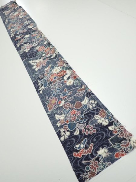 Photo5: 1i08z40  Japanese Kimono Silk  FABRIC Flowers Dark navy 58.7x7.7 (5)
