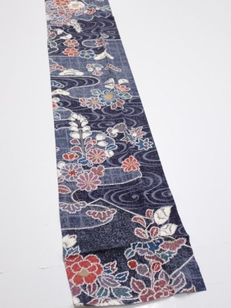 Photo2: 1i09z50  Japanese Kimono Silk  FABRIC Flowers Dark navy 79.5x6.7 (2)