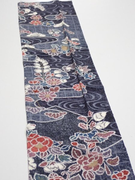 Photo4: 1i10z30  Japanese Kimono Silk  FABRIC Flowers Dark navy 36.2x6.9 (4)