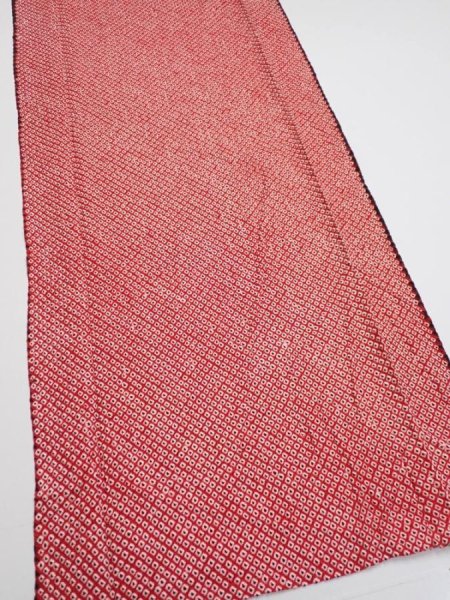 Photo3: 1i04z90  Japanese Kimono Silk SHIBORI FABRIC  Red Off-white 67.7x14.2 (3)
