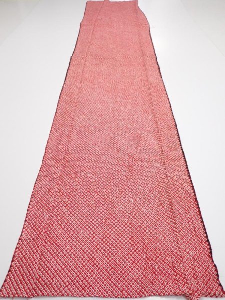 Photo5: 1i04z90  Japanese Kimono Silk SHIBORI FABRIC  Red Off-white 67.7x14.2 (5)