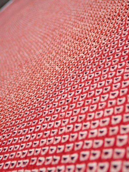 Photo1: 1i06z80  Japanese Kimono Silk SHIBORI FABRIC  Red Off-white 67.3x14.4 (1)