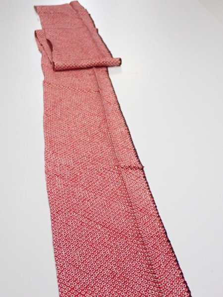 Photo3: 1i09z50  Japanese Kimono Silk SHIBORI FABRIC  Red Off-white 86.6x6.7 (3)