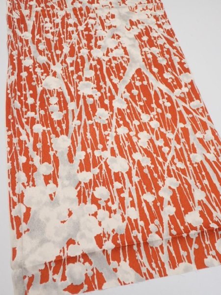 Photo2: 1D01z60  Japanese Kimono Silk  FABRIC Plum tree Tomato red 41.7x14.0 (2)