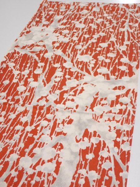 Photo3: 1D01z60  Japanese Kimono Silk  FABRIC Plum tree Tomato red 41.7x14.0 (3)