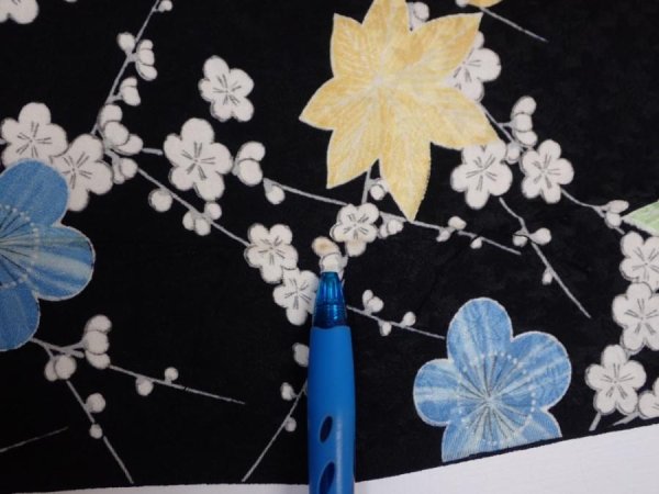 Photo7: 1D04z90  Japanese Kimono Silk  FABRIC Plum blossom Black 64.2x14.2 (7)