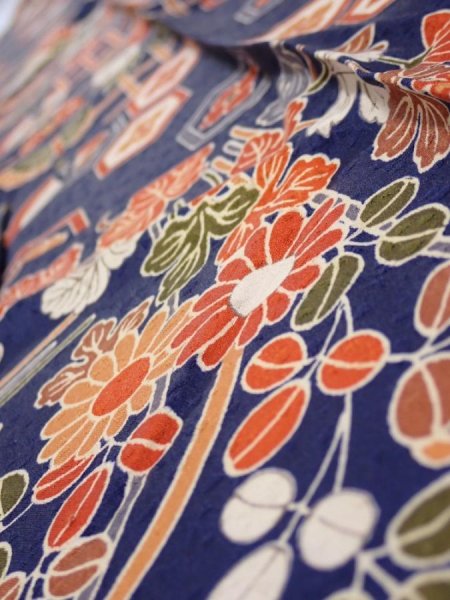 Photo5: 1D10z30  Japanese Kimono Silk  FABRIC Crane Navy 36.6x7.1 (5)
