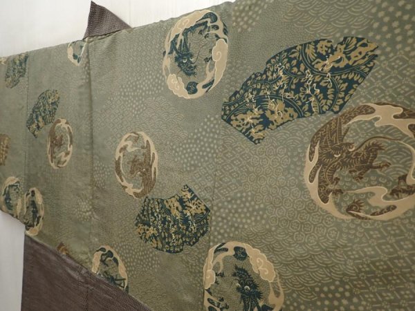 Photo2: 6522T03z450 Vintage Japanese Kimono Silk Men's HAORI Dragon Brown-Gray (2)