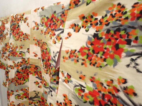 Photo2: 6605T13z650 Vintage Japanese Kimono Silk MEISEN KOMON Flower Oyster white (2)