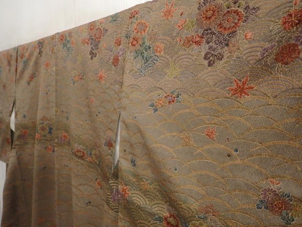 Photo2: 6615T08z1020  Japanese Kimono Silk TSUKESAGE Flowers Brown-Gray (2)