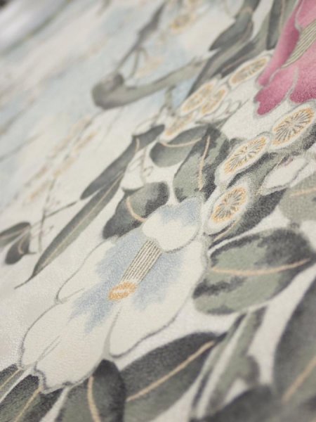 Photo4: 3B02z70  Japanese Kimono Silk  FABRIC Flowers Off-white 46.9x14.4 (4)