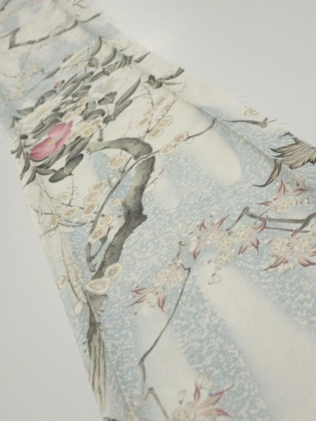 Photo1: 3B07z40  Japanese Kimono Silk  FABRIC Flowers Off-white 59.4x7.5 (1)