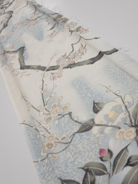 Photo1: 3B08z50  Japanese Kimono Silk  FABRIC Flowers Off-white 59.4x7.5 (1)