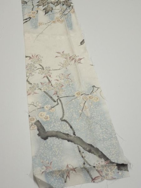 Photo3: 3B10z30  Japanese Kimono Silk  FABRIC Flowers Off-white 38.6x6.5 (3)