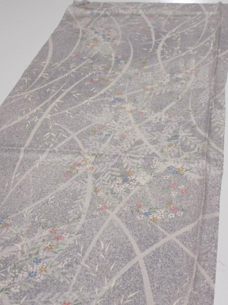 Photo3: 3B01z50  Japanese Kimono Silk  FABRIC Flower Light lavender gray 42.9x14.4 (3)
