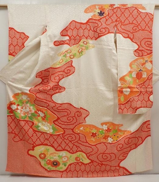 Photo1: 6618T09z990 Vintage Japanese Kimono Silk FURISODE Peony Off-white (1)