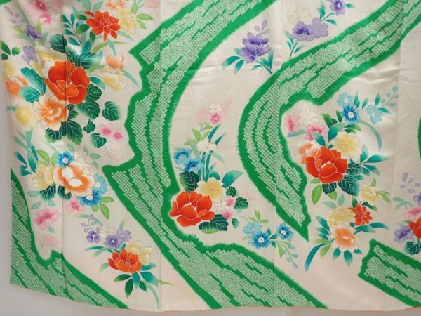 Photo5: 6618T10z1010 Vintage Japanese Kimono Silk FURISODE Flowers Off-white (5)