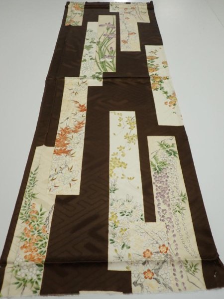 Photo4: 3F01z60  Japanese Kimono Silk  FABRIC Flowers Dark brown 41.3x14.6 (4)