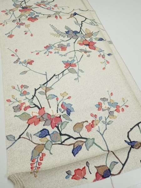 Photo2: 3E02z50  Japanese Kimono Silk  FABRIC Flower Off-white 40.2x14.6 (2)