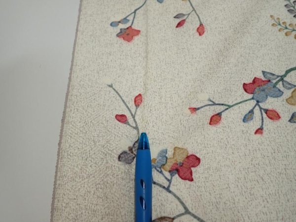 Photo6: 3E05z80  Japanese Kimono Silk  FABRIC Flower Off-white 65.4x14.6 (6)