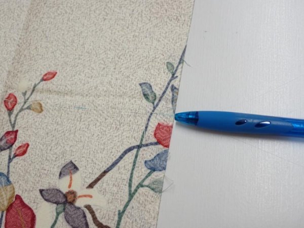 Photo6: 3E08z40  Japanese Kimono Silk  FABRIC Flower Off-white 63.0x7.1 (6)