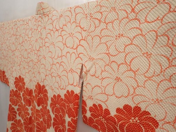 Photo2: 6630T09z560 Vintage Japanese Kimono Silk SHIBORI HAORI Flower Dull white (2)