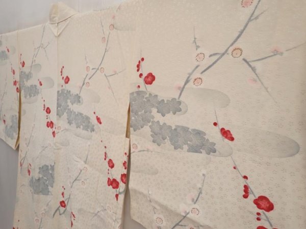 Photo2: 6708T03z580 Vintage Japanese Kimono Silk HAORI Plum blossom Off-white (2)