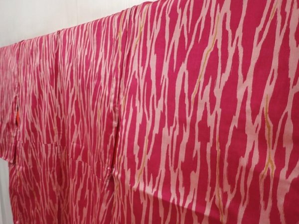 Photo2: 6714T06z610 Vintage Japanese Kimono Silk MEISEN KOMON Red-Pink (2)