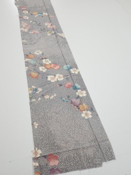 Photo2: 1W07z40  Japanese Kimono Silk  FABRIC Sakura Light gray 60.6x7.5 (2)