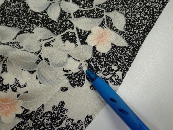 Photo7: 1W01z60  Japanese Kimono Silk  FABRIC Flower Black 42.5x14.8 (7)
