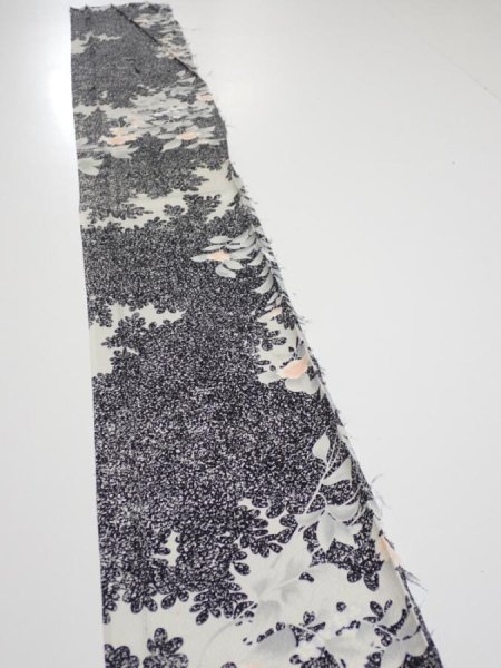 Photo2: 1W07z40  Japanese Kimono Silk  FABRIC Flower Black 57.5x7.3 (2)