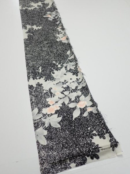 Photo3: 1W07z40  Japanese Kimono Silk  FABRIC Flower Black 57.5x7.3 (3)