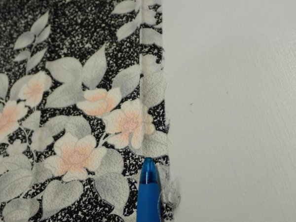 Photo6: 1W08z60  Japanese Kimono Silk  FABRIC Flower Black 79.1x7.3 (6)