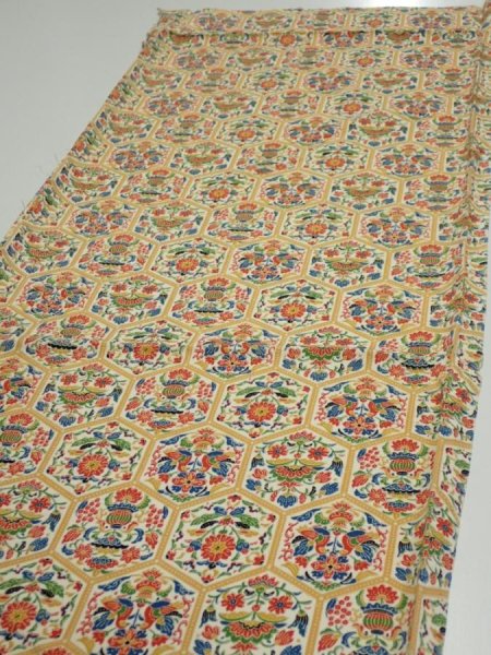 Photo3: 1W02z60  Japanese Kimono Silk  FABRIC Flowers  41.7x14.6 (3)