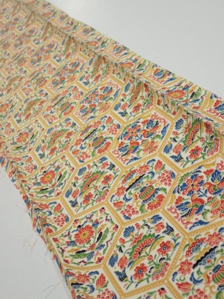 Photo1: 1W07z40  Japanese Kimono Silk  FABRIC Flowers  53.5x7.7 (1)