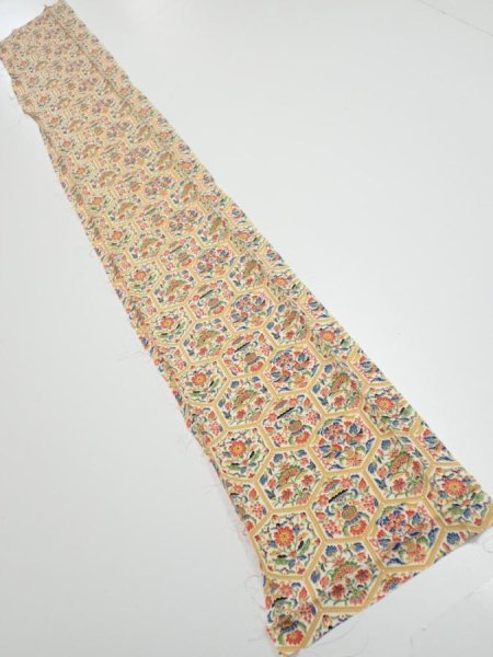 Photo5: 1W08z40  Japanese Kimono Silk  FABRIC Flowers  52.8x7.7 (5)