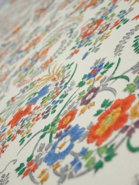 Photo4: 1W01z60  Japanese Kimono Silk  FABRIC Flowers Off-white 44.1x14.4 (4)