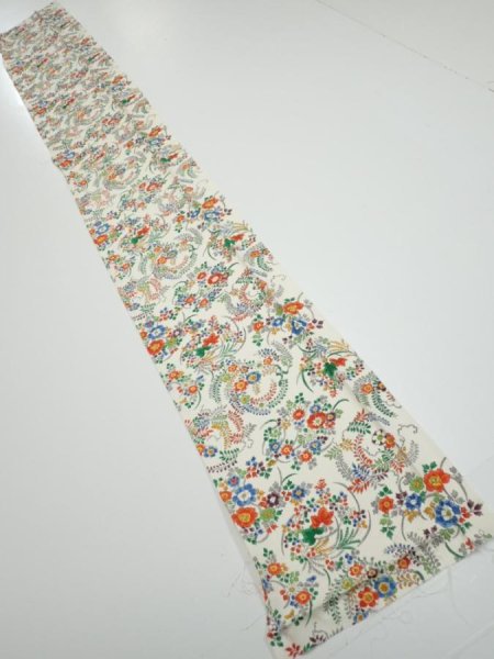 Photo5: 1W07z40  Japanese Kimono Silk  FABRIC Flowers Off-white 58.3x7.7 (5)