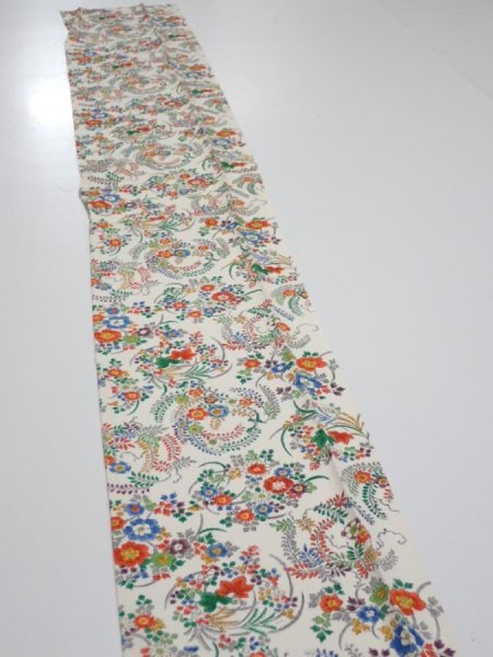 Photo3: 1W08z40  Japanese Kimono Silk  FABRIC Flowers Off-white 58.3x7.7 (3)