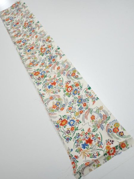 Photo1: 1W10z30  Japanese Kimono Silk  FABRIC Flowers Off-white 36.6x6.7 (1)