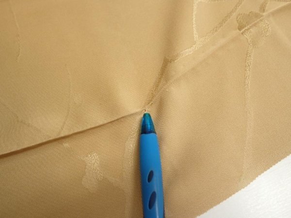 Photo6: 2C05z50  Japanese Kimono Silk  FABRIC Plum branch Light brown 53.5x10.4 (6)