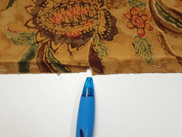 Photo6: 2C02z60  Japanese Kimono Silk  FABRIC Flowers Brown 40.2x14.4 (6)