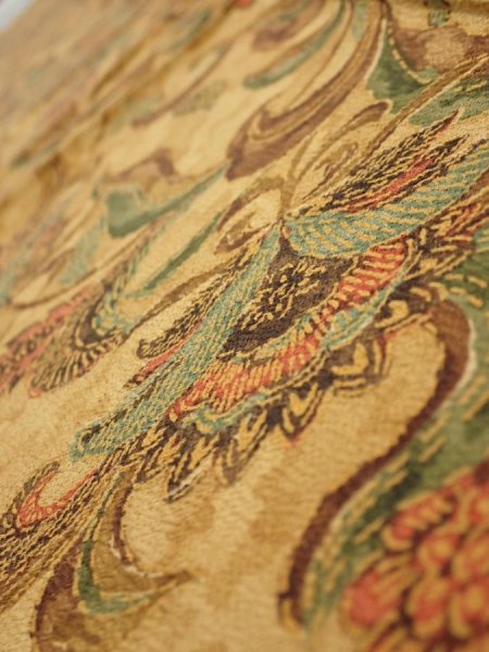 Photo4: 2C06z60  Japanese Kimono Silk  FABRIC Flowers Brown 53.5x10.2 (4)