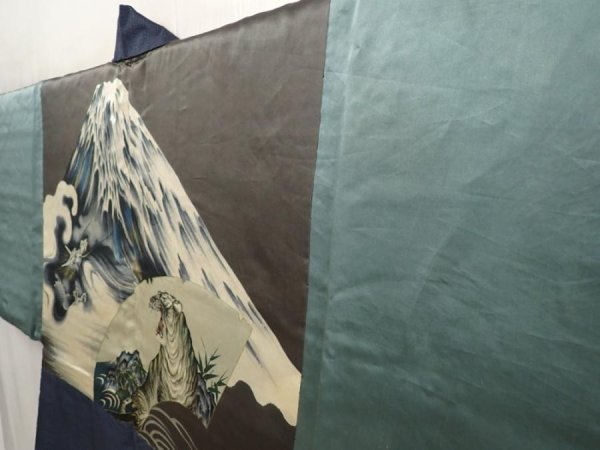 Photo2: 6722T03z510 Vintage Japanese Kimono Silk Men's OSHIMA HAORI Tiger Blue-Gray (2)