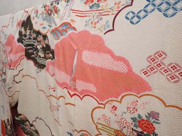 Photo2: 6723T13z1180 Vintage Japanese Kimono Silk FURISODE Flowers Off-white (2)