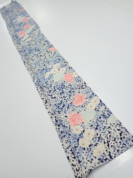Photo5: 2H08z50  Japanese Kimono Silk  FABRIC Flowers Navy 64.6x7.7 (5)