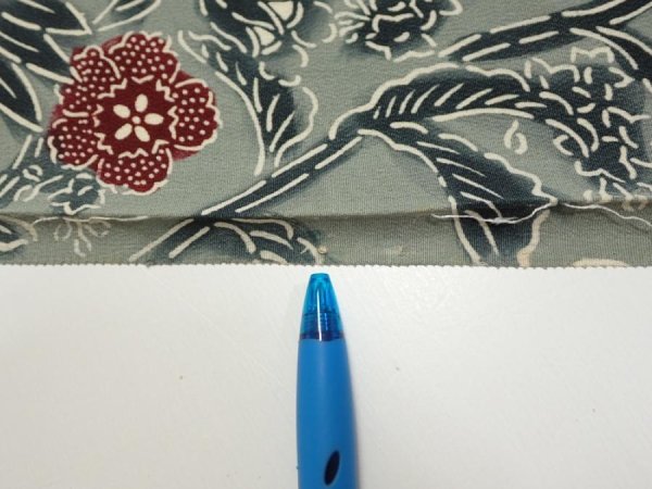 Photo7: 4K02z60  Japanese Kimono Silk  FABRIC Flower Blue-Gray 40.2x13.8 (7)