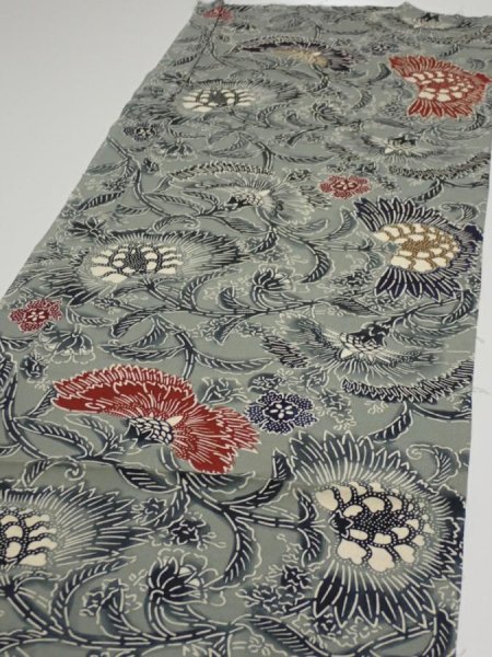 Photo3: 4K03z70  Japanese Kimono Silk  FABRIC Flower Blue-Gray 52.4x13.8 (3)